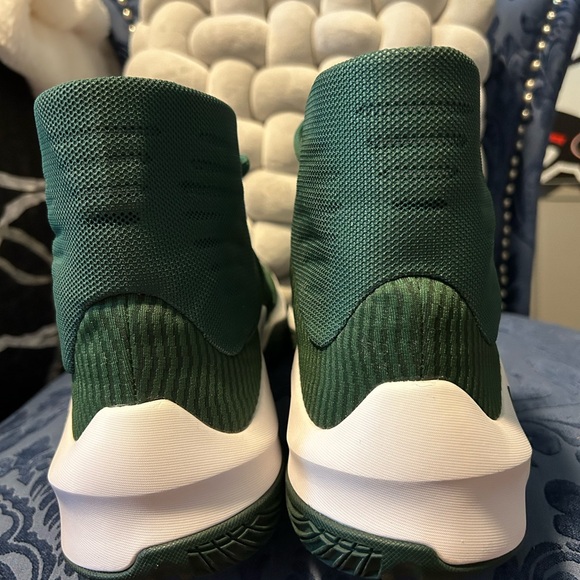 nike zoom shift green